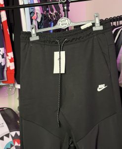 جاگر نایک تکفلیس 2026 - مشکی NikeTech Fleece