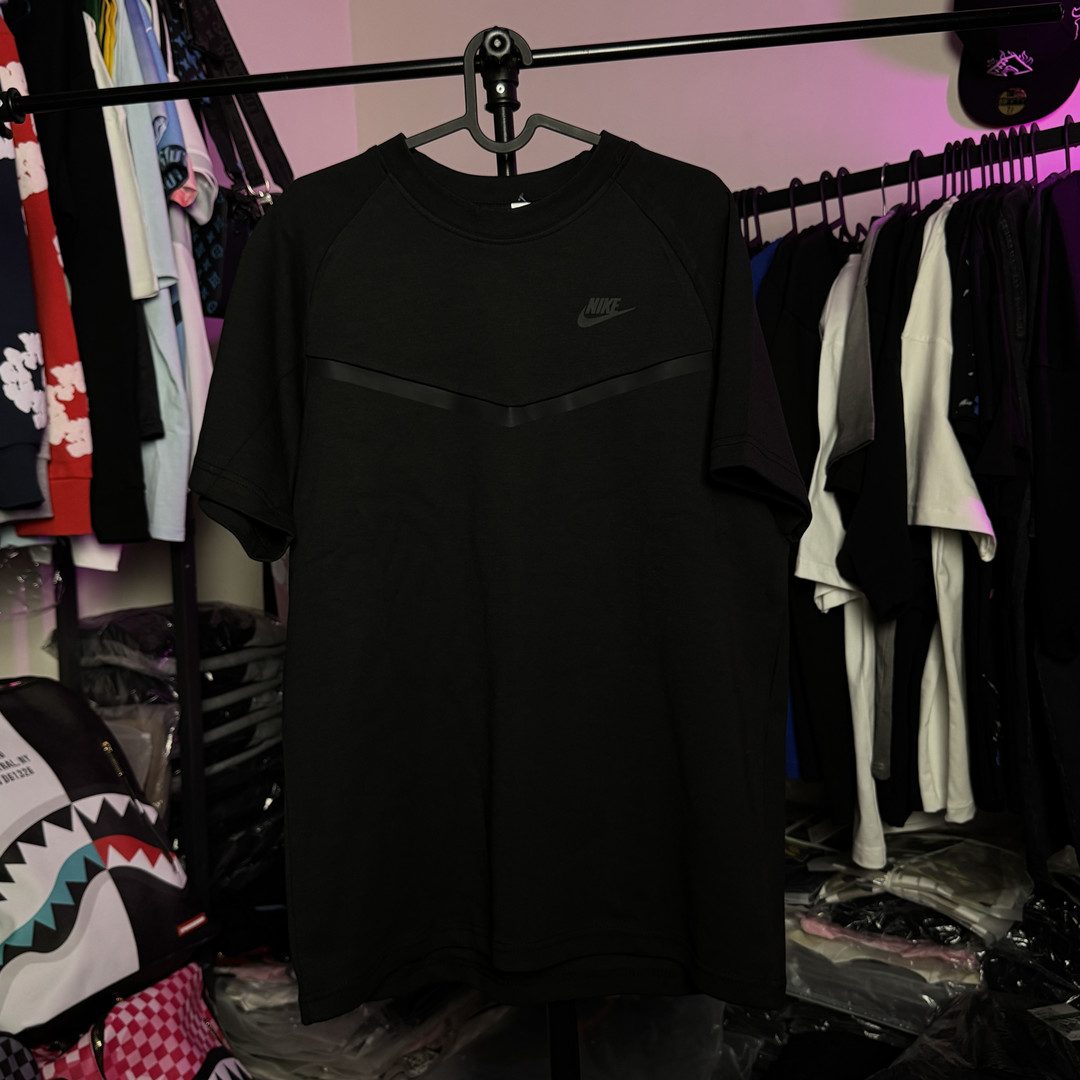 سامر ست نایک تکفلیس - مشکی Nike Techfleece سامر ست نایک تکفلیس - مشکی Nike Techfleece