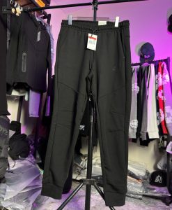 جاگر نایکی تکفلیس مشکی gen5 - مسترکوالیتی Nike techfleece